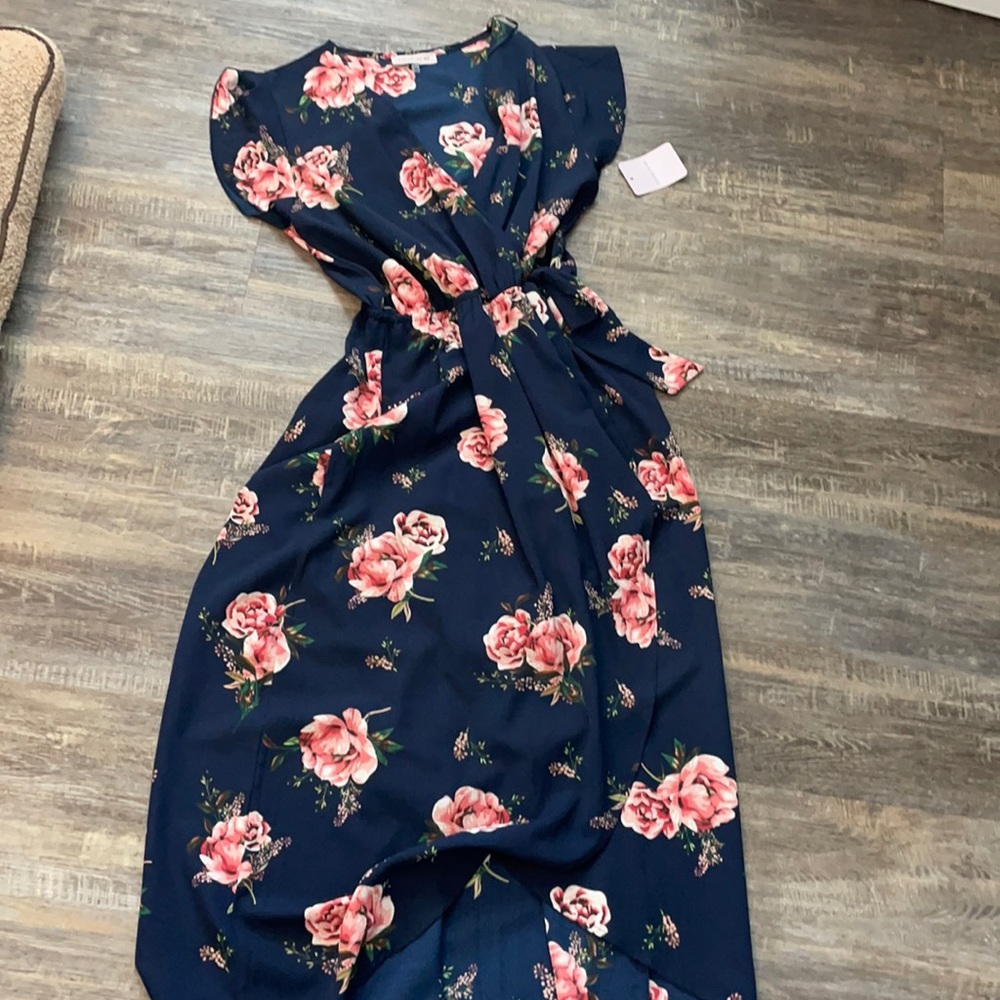 Beautiful high low dress 👗